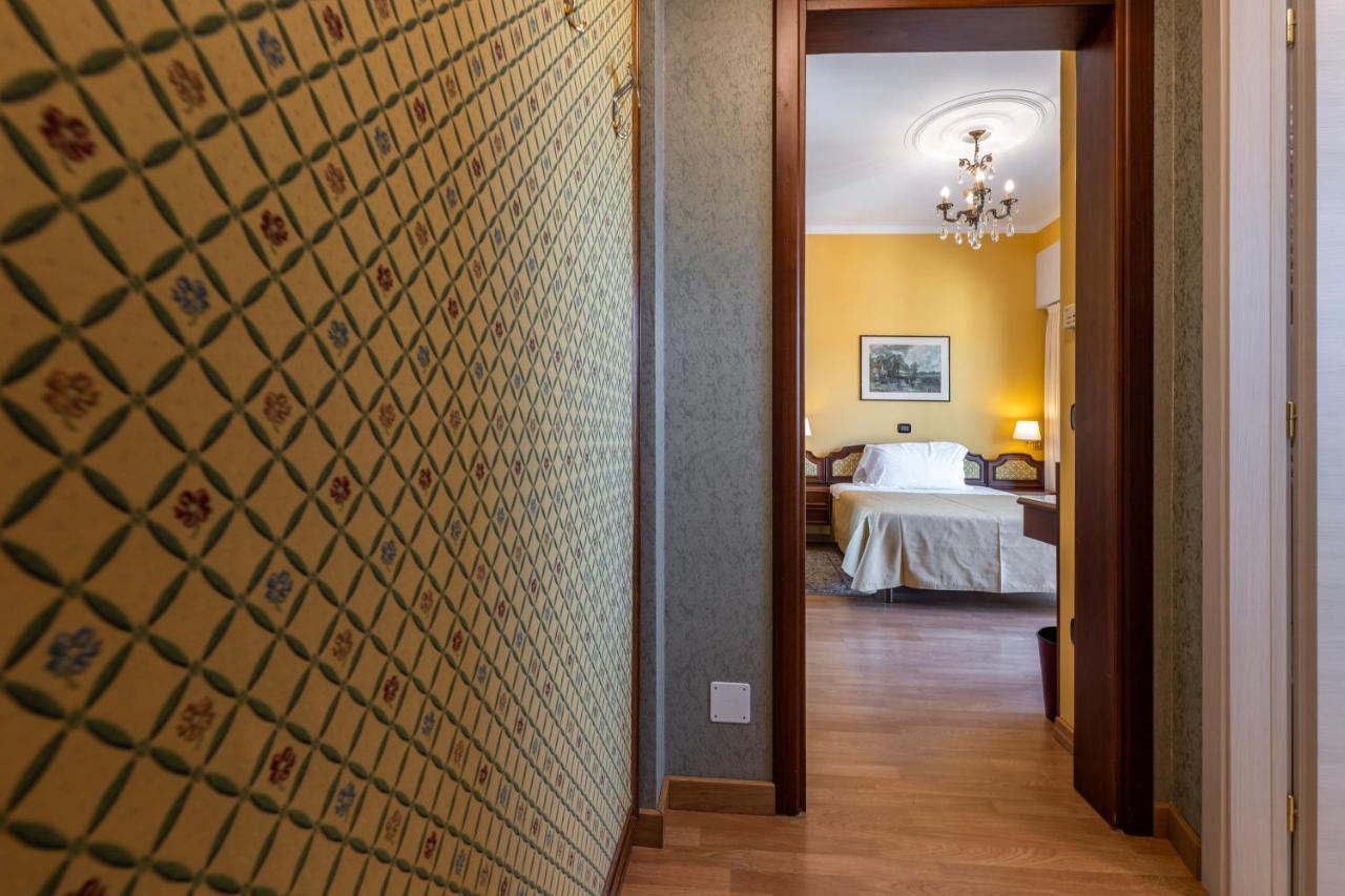 Hotel Bellevue Et Mediterranee Diano Marina Luaran gambar