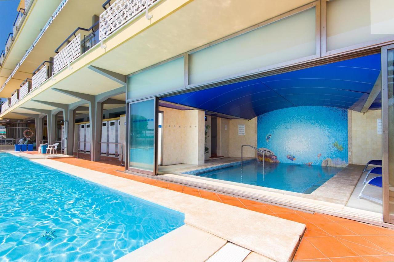Hotel Bellevue Et Mediterranee Diano Marina Luaran gambar